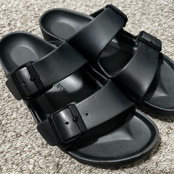 Birkenstock Shoes - Birkenstocks Black Double Buckle Slide Sandals Unisex W 8 8.5 M 6 6.5